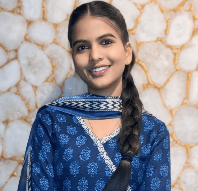 Psychic Yashvi Photo - Psychic Yashvi