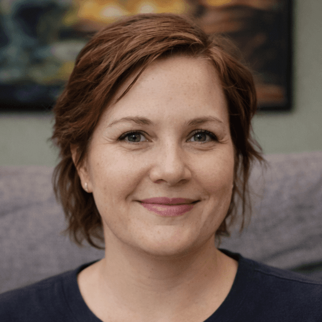 Medium Ariela Photo - Medium Ariela