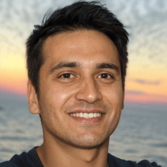 Alaric Moon Photo - Alaric Moon