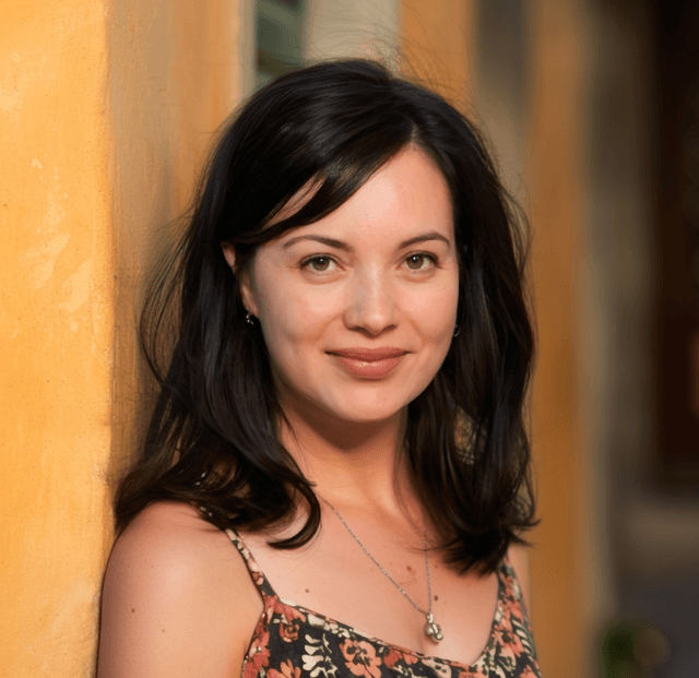 Mystic Olivia Tarot Photo - Mystic Olivia Tarot