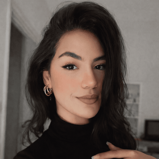 Serafina Luzia Photo - Serafina Luzia