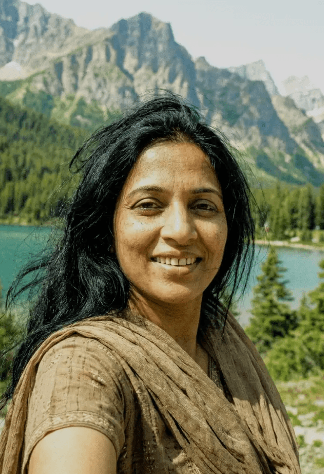 Esha Prem Dhara Photo - Esha Prem Dhara