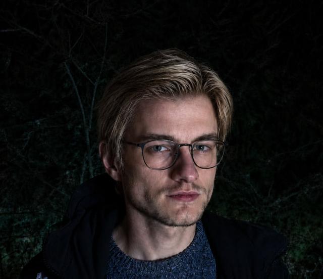Vince Willow Photo - Vince Willow