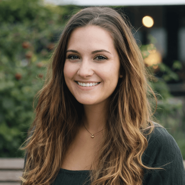 Ariana Photo - Ariana