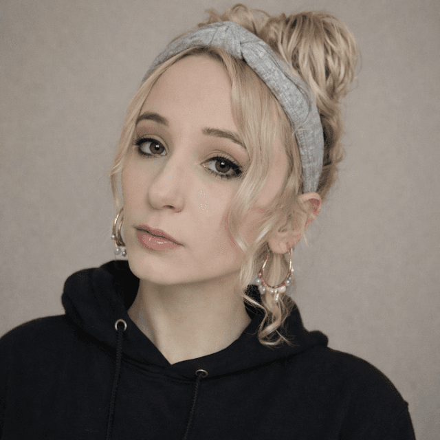 Selene Smith Photo - Selene Smith