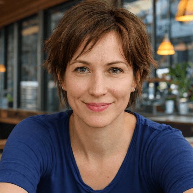 Star Reader Jyll Photo - Star Reader Jyll