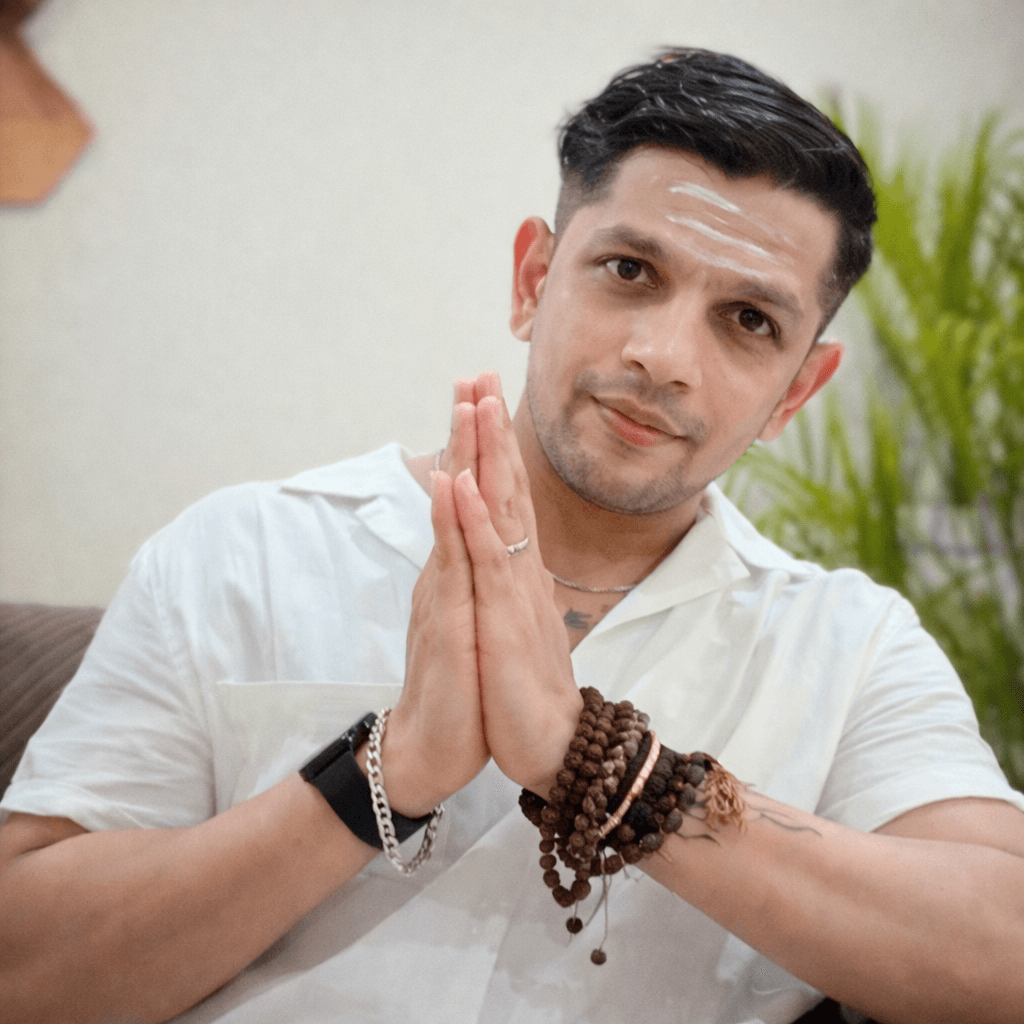 Shivaine Photo - Shivaine