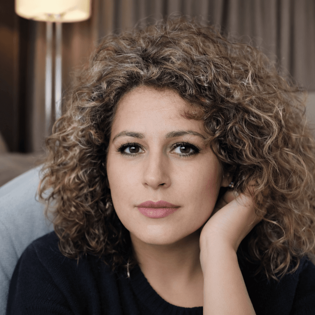 Psychic Adelle Photo - Psychic Adelle