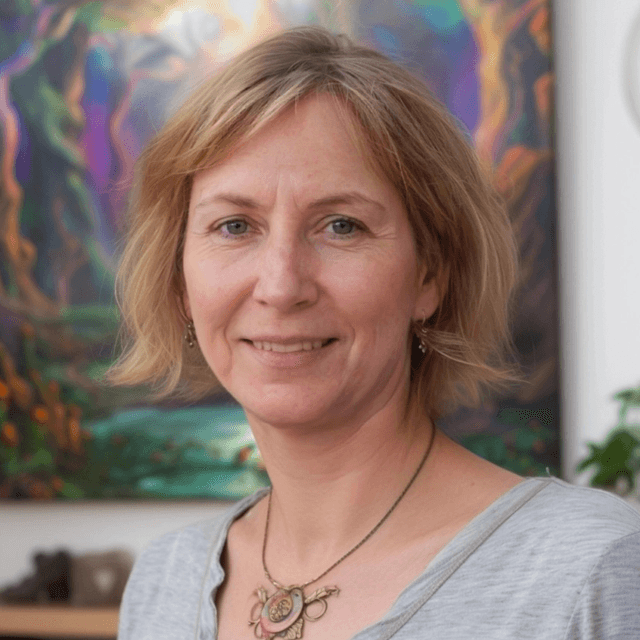 Oracle Leya Photo - Oracle Leya