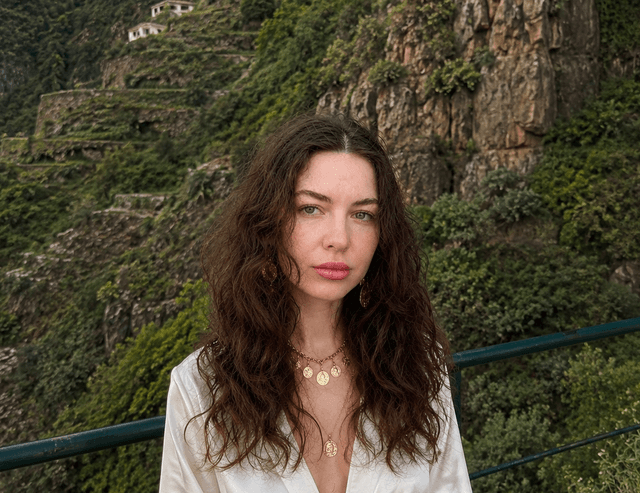 Annka Photo - Annka
