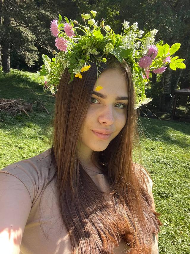 Liora Veda Photo - Liora Veda