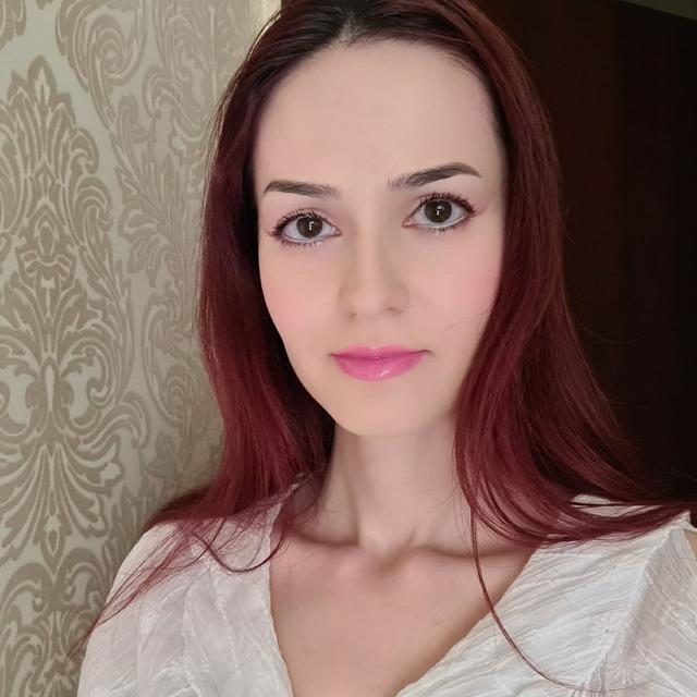 Mina Phoenix Photo - Mina Phoenix