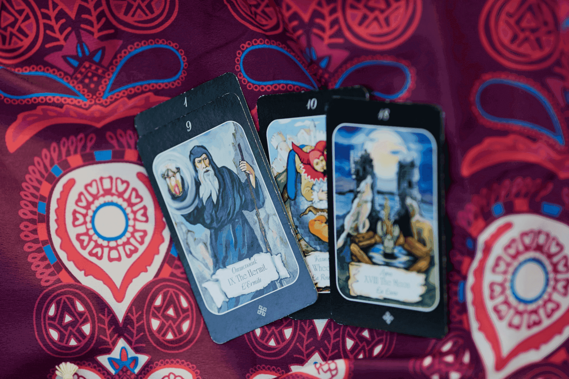 Basisleggingen en structuren voor tarot, als illustratie bij dit artikel op de blog van AskNebula Photo - Basisleggingen en structuren voor tarot, als illustratie bij dit artikel op de blog van AskNebula