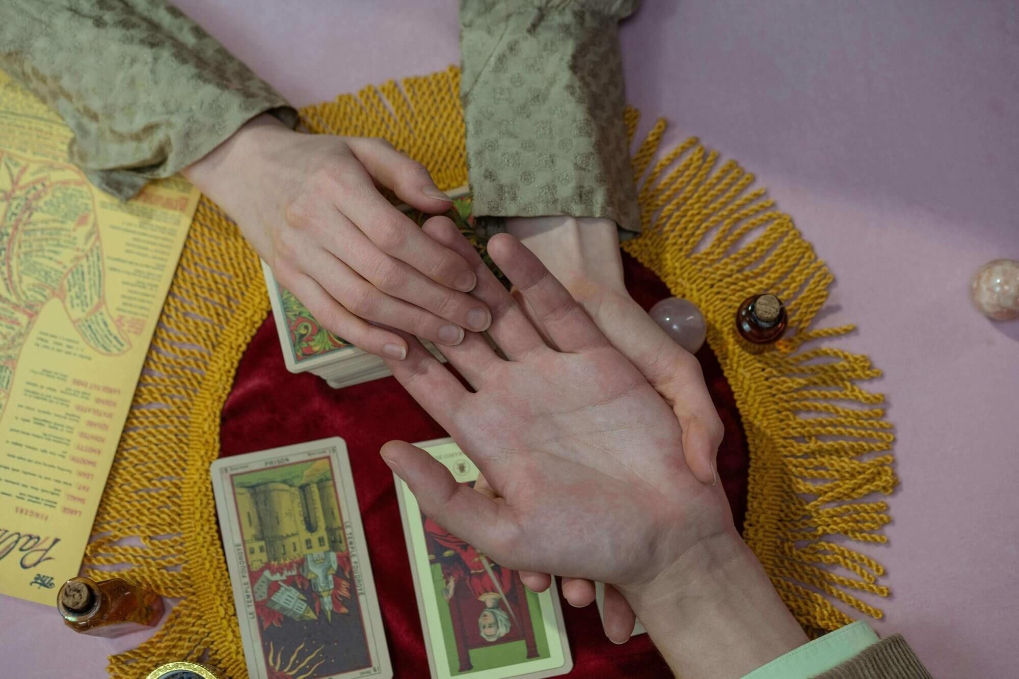 Famous psychics throughout history Photo - Famous psychics throughout history